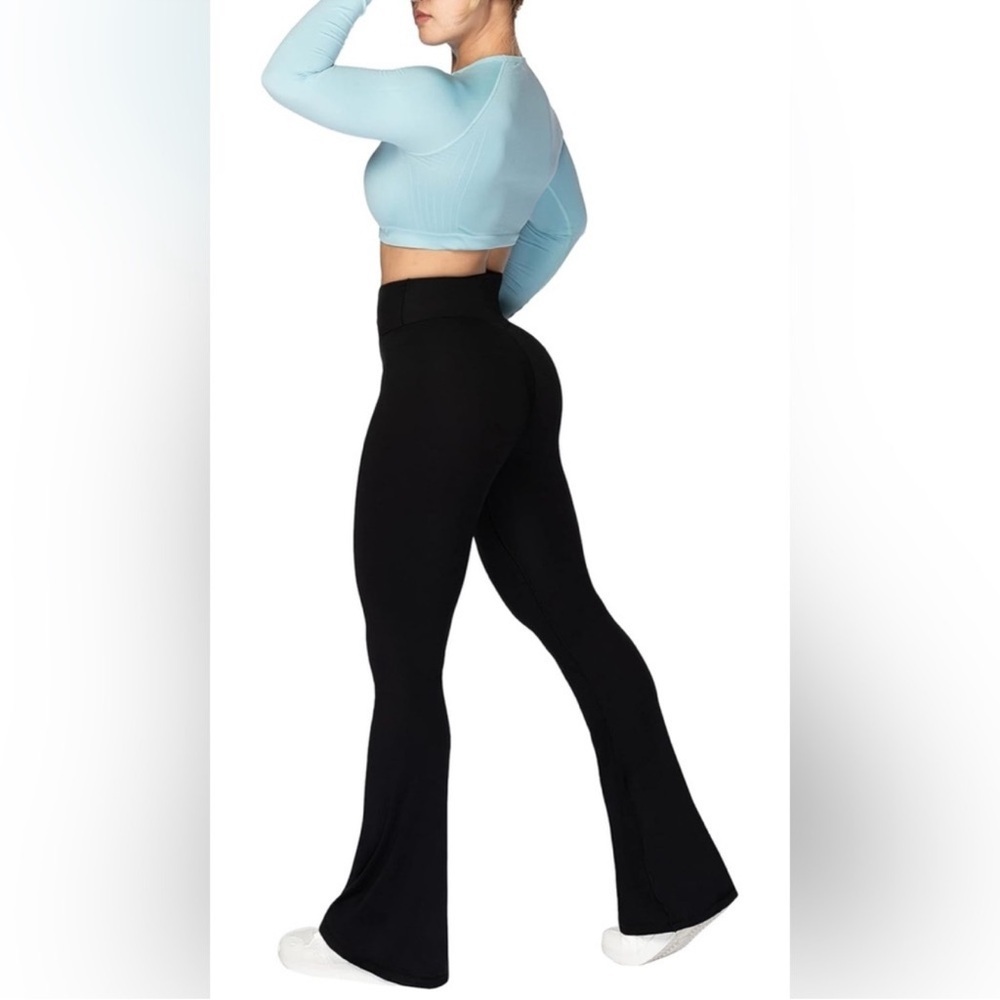 Elegant Black Boot Cut Yoga Pants​